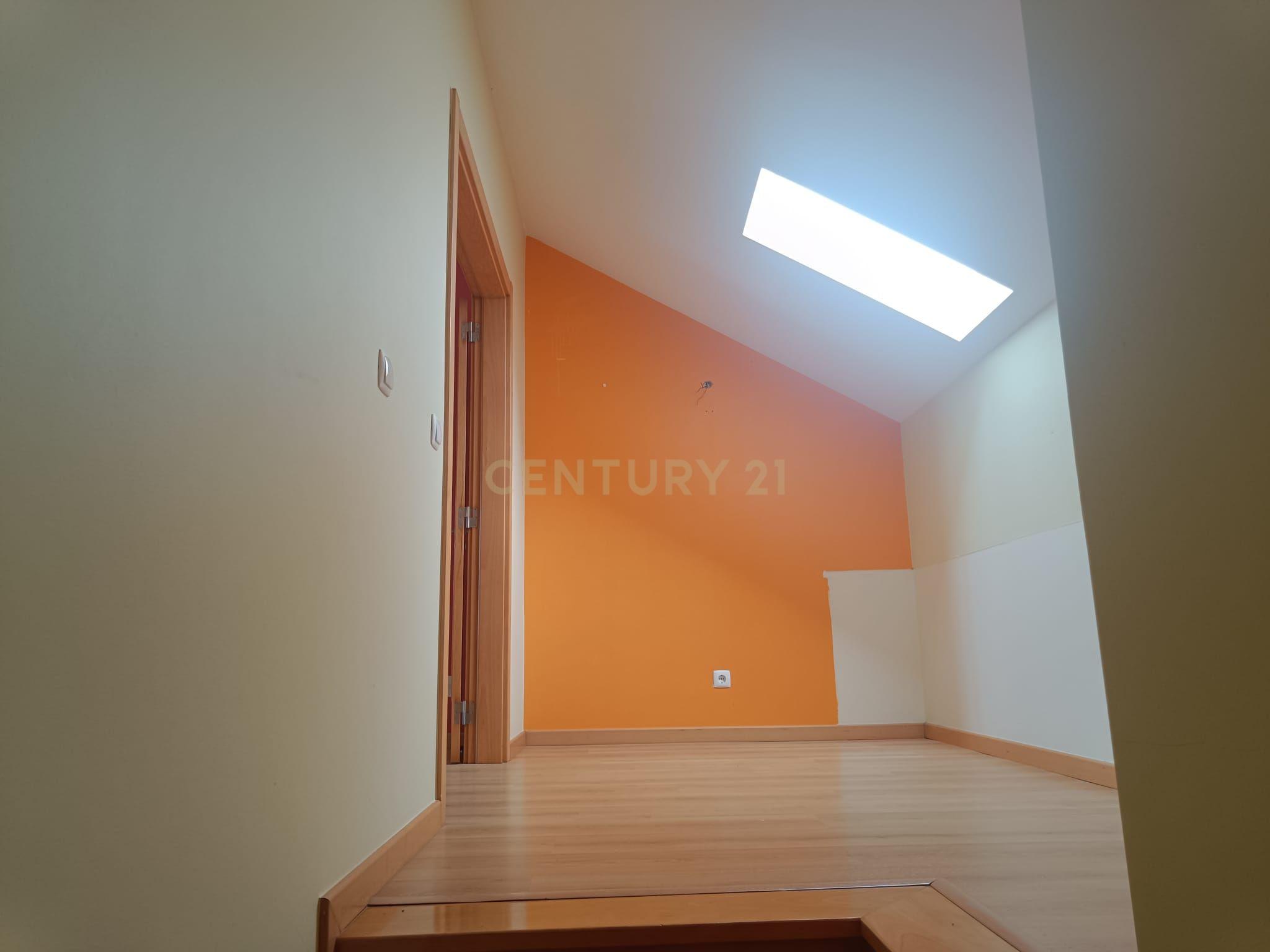 🏡 Apartamento Duplex T3/T4 na Ericeira – Vista Mar e Serra! 🌊⛰️ - Image 15